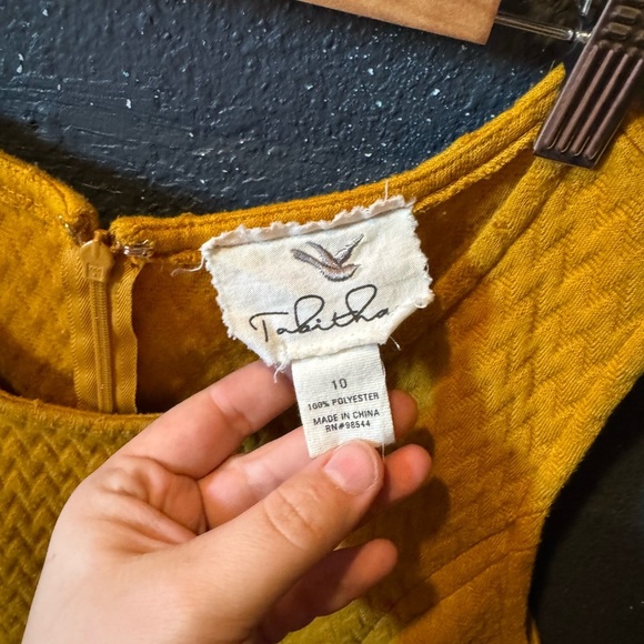 Tabitha Mustard Yellow Midi Dress Sleeveless Crew Neck - Picture 2 of 4